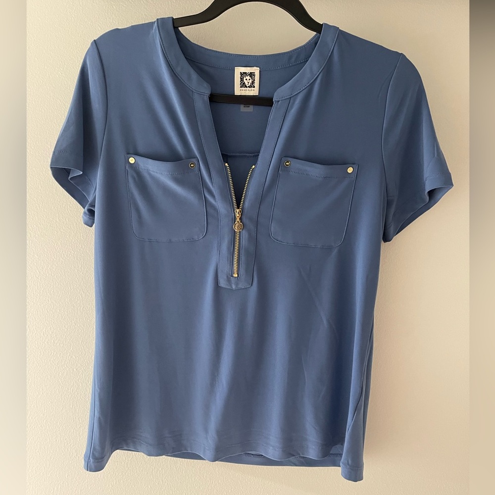 Blue Anne Klein shirt. Gold hardware!